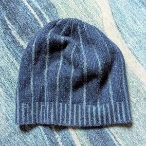Cashmere beanie hat
